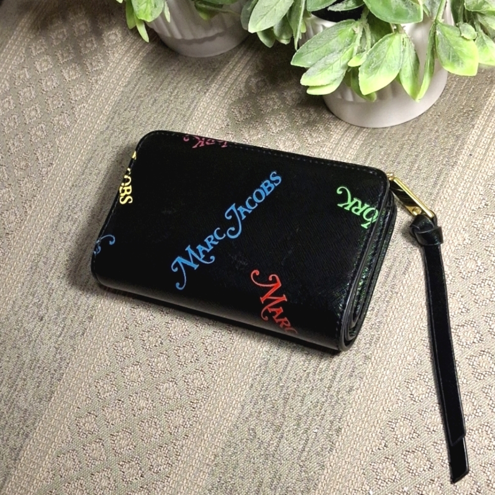 Marc Jacobs Black Multicolor Logo Compact Wallet - Picture 4 of 16